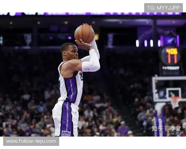 威斯布鲁克突破增多带动快攻效率显著提升对比昔日传控角色变化明显