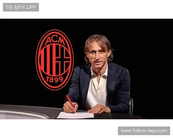 莫德里奇与皮尔洛：组织核心球权集中度分化，由体系驱动向后撤接应偏移